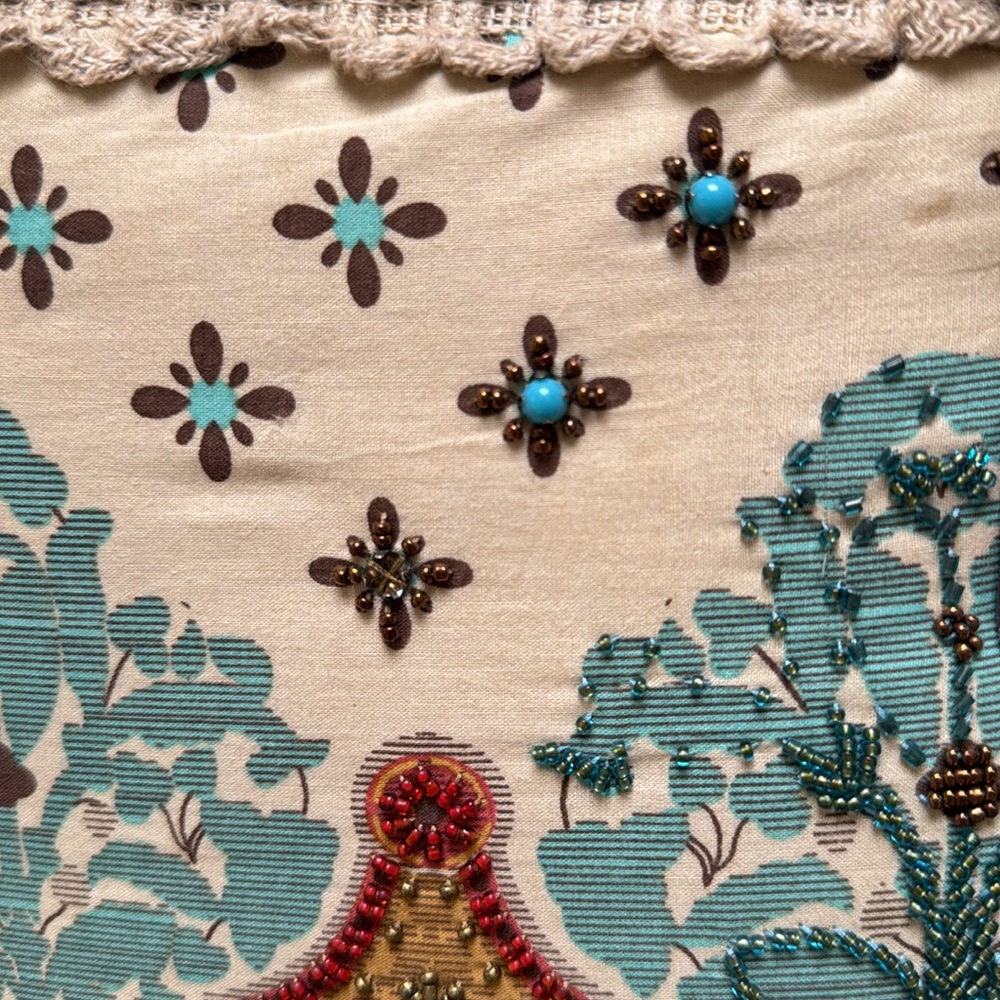 Gorgeous Mary Frances Large Tote Bag - Picture 8 of 9